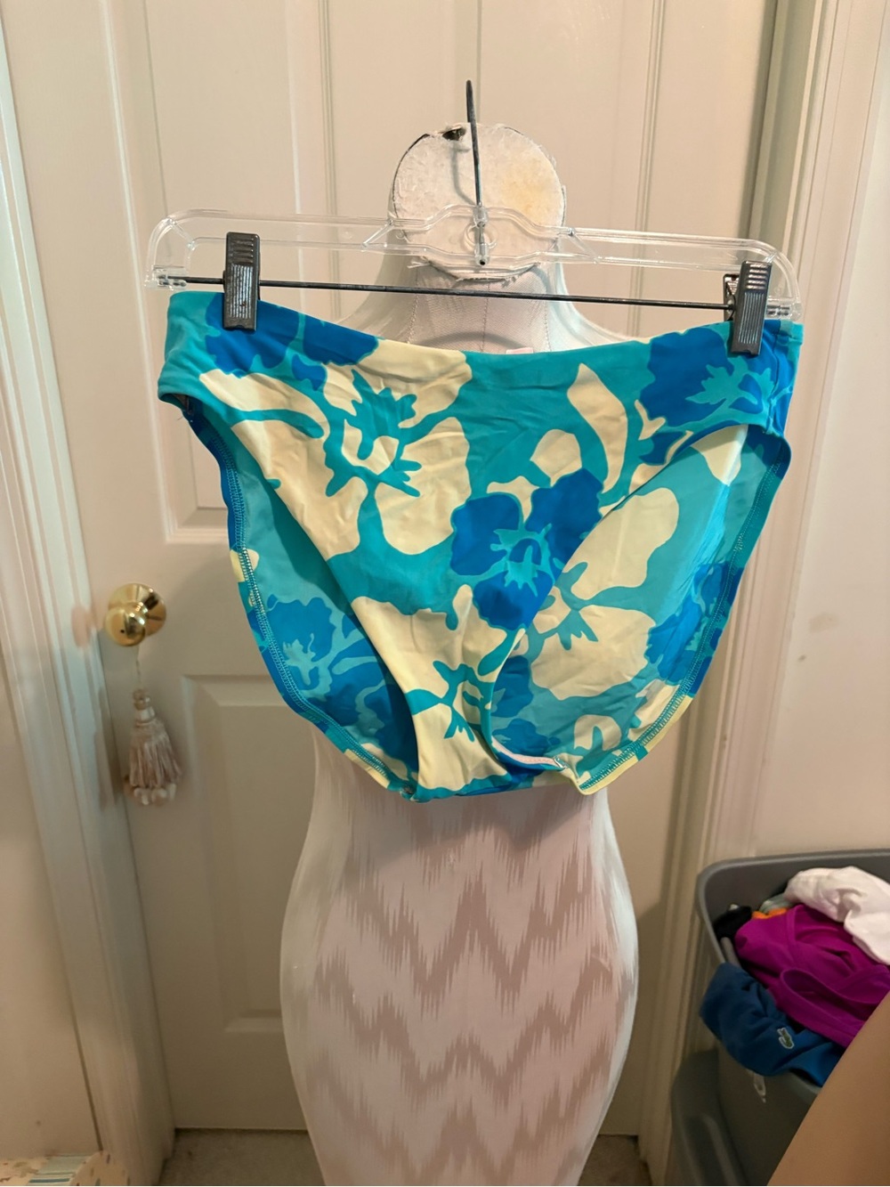 Victoria’s Secret swim bottom size M